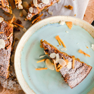 Honey cake with nuts